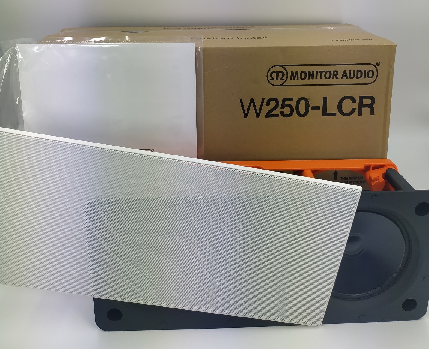 Monitor Audio W250LCR W 250 LCR zawartość opakowania